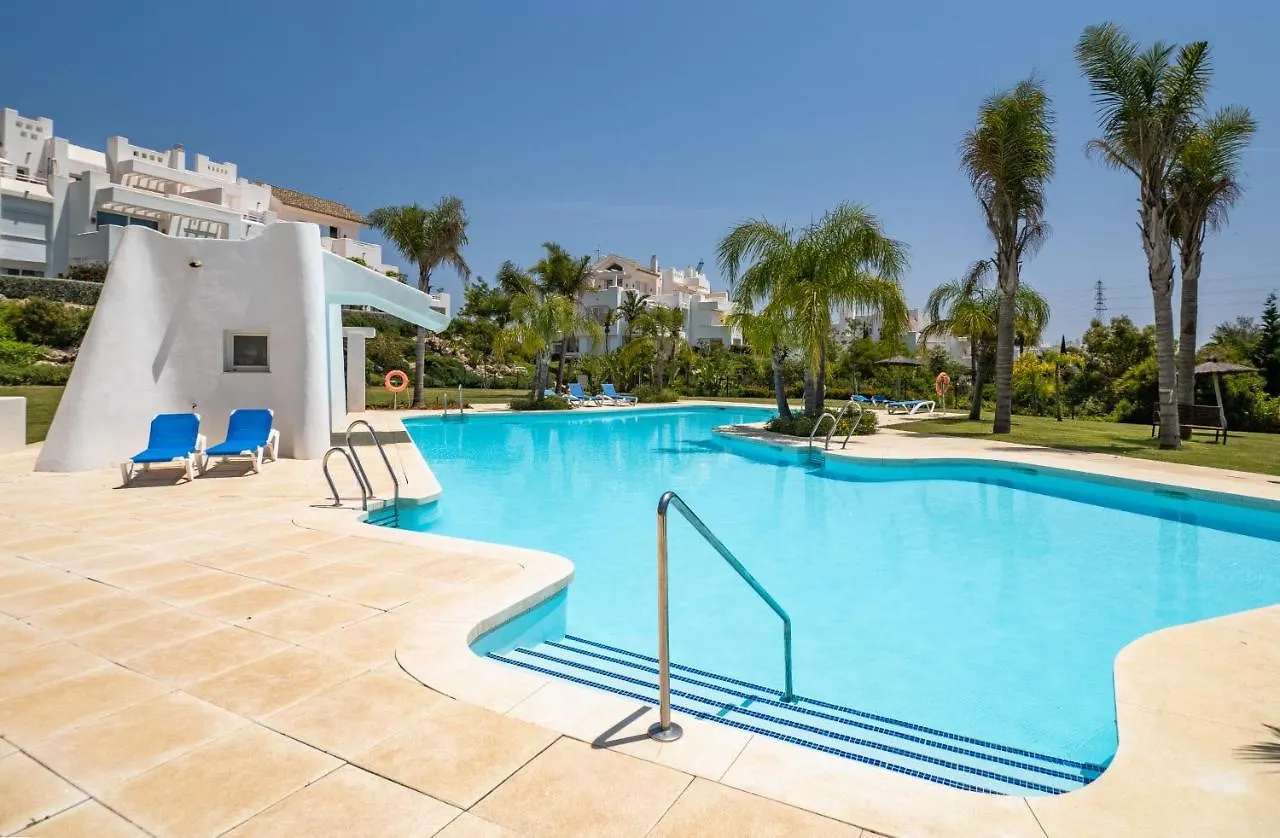 Alcazaba Lagoon 2379 Estepona 0*,