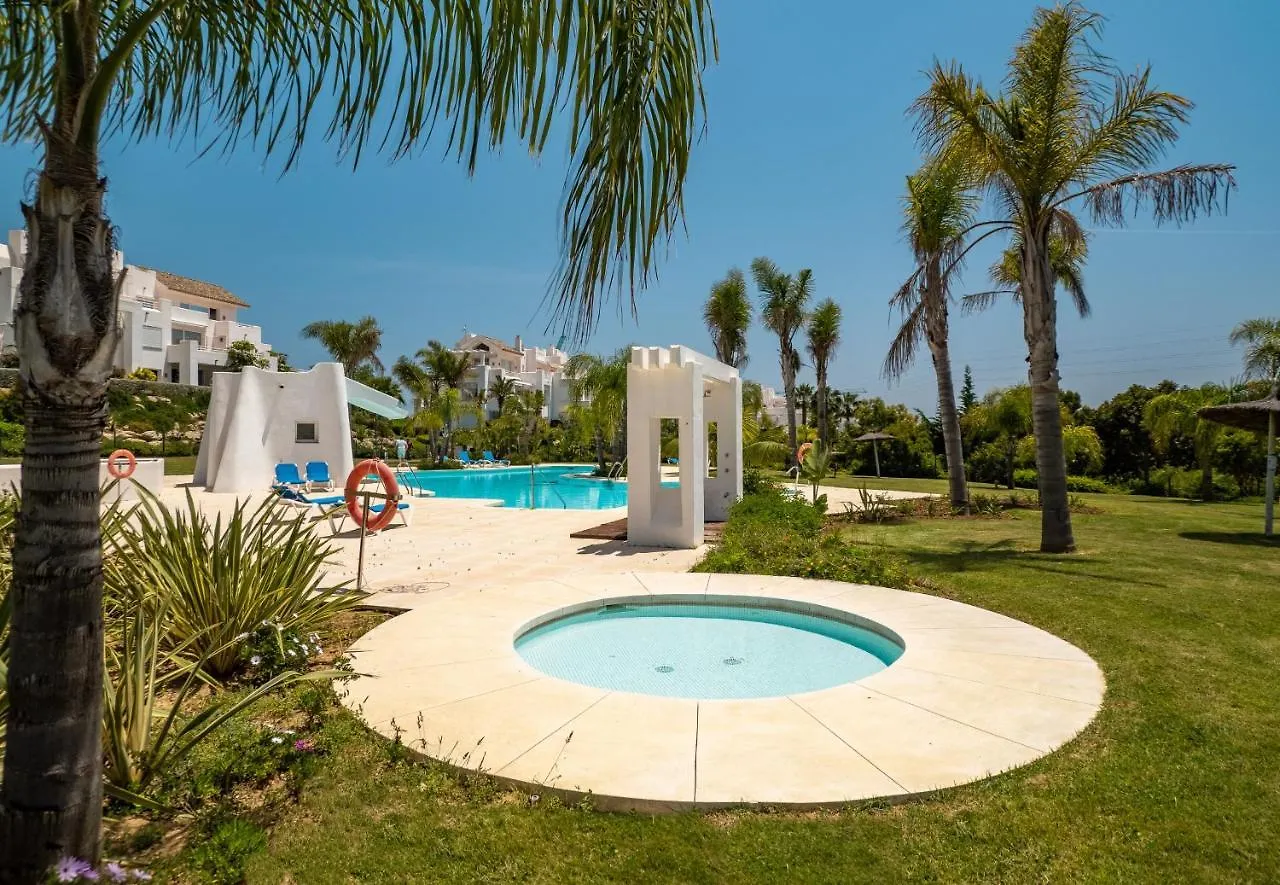 Alcazaba Lagoon 2379 Estepona Apartment