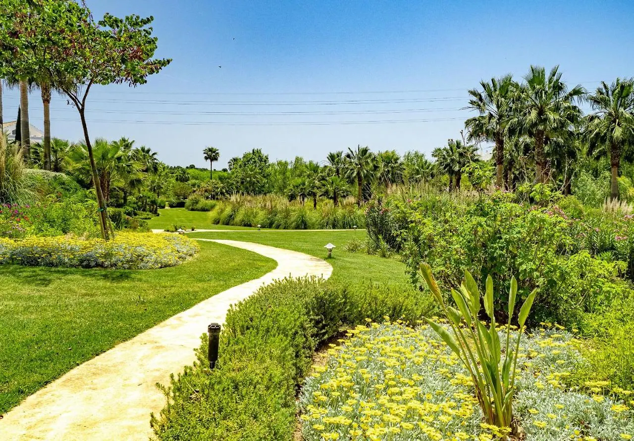 Alcazaba Lagoon 2379 Estepona Spain